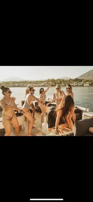 Sail & Stay Castillo de Sabinillas Tekne